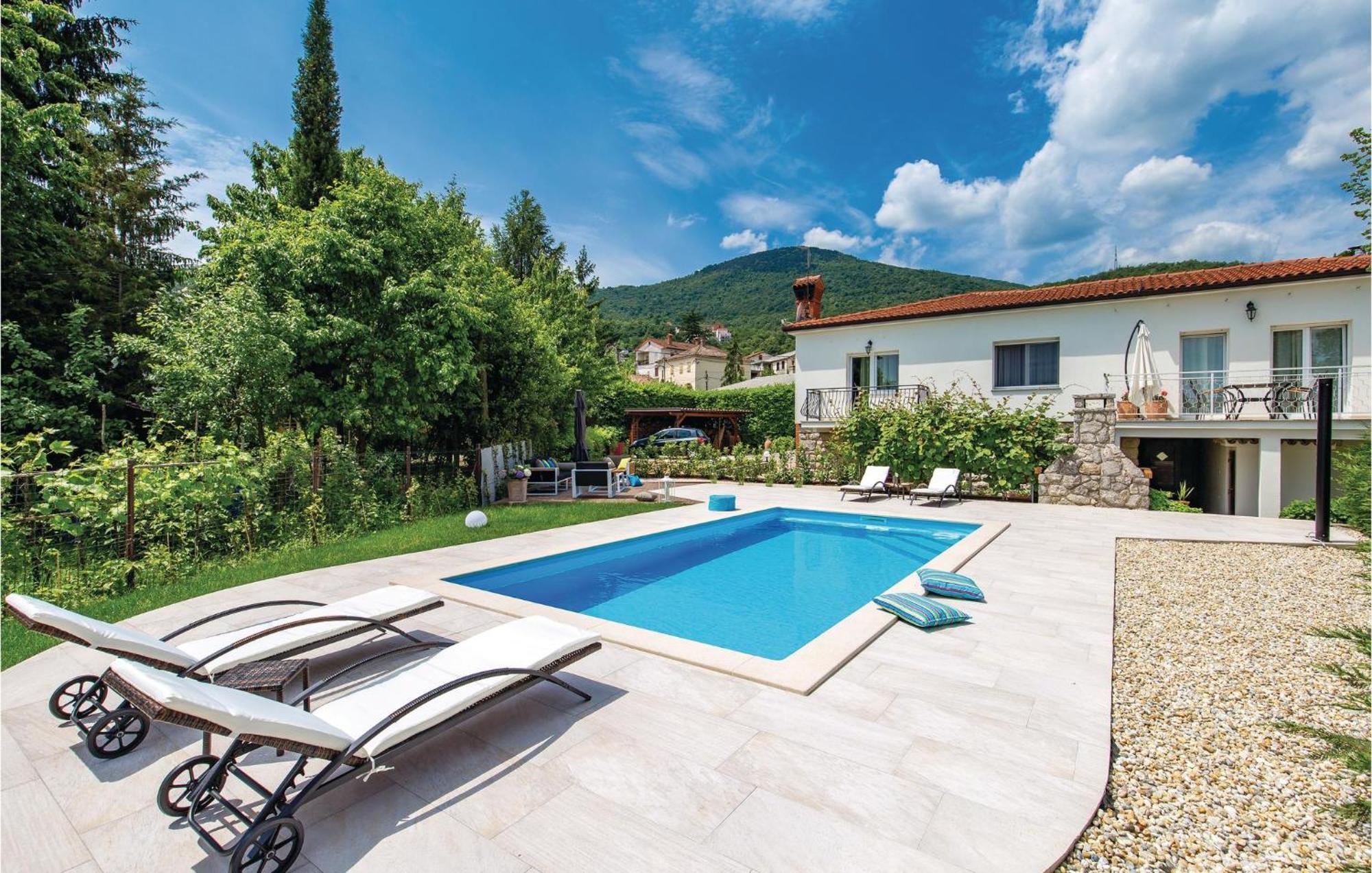 Lovely Home In Matulji With Outdoor Swimming Pool Buitenkant foto
