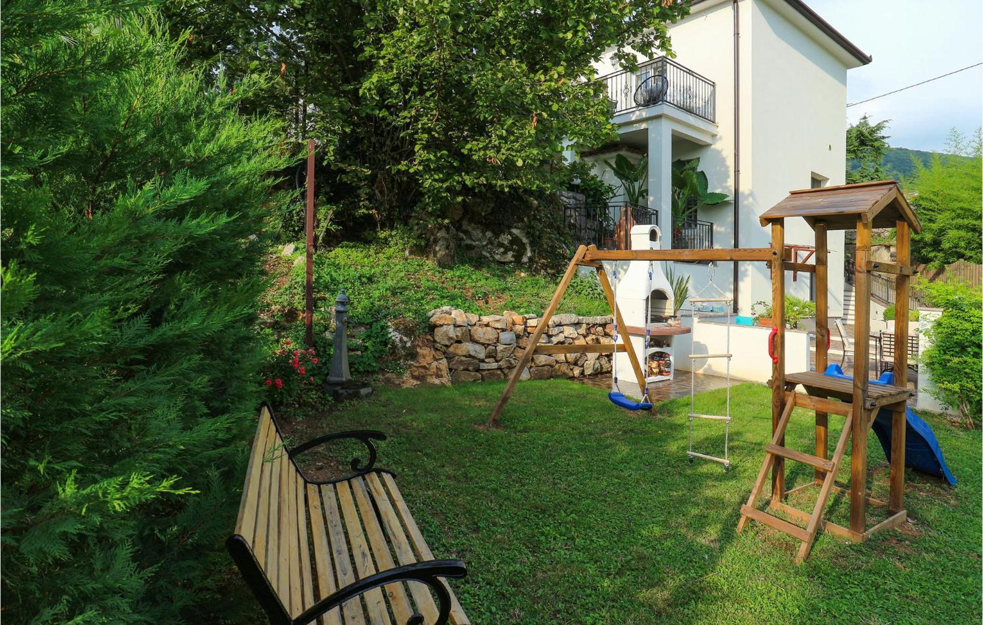 Lovely Home In Matulji With Outdoor Swimming Pool Buitenkant foto