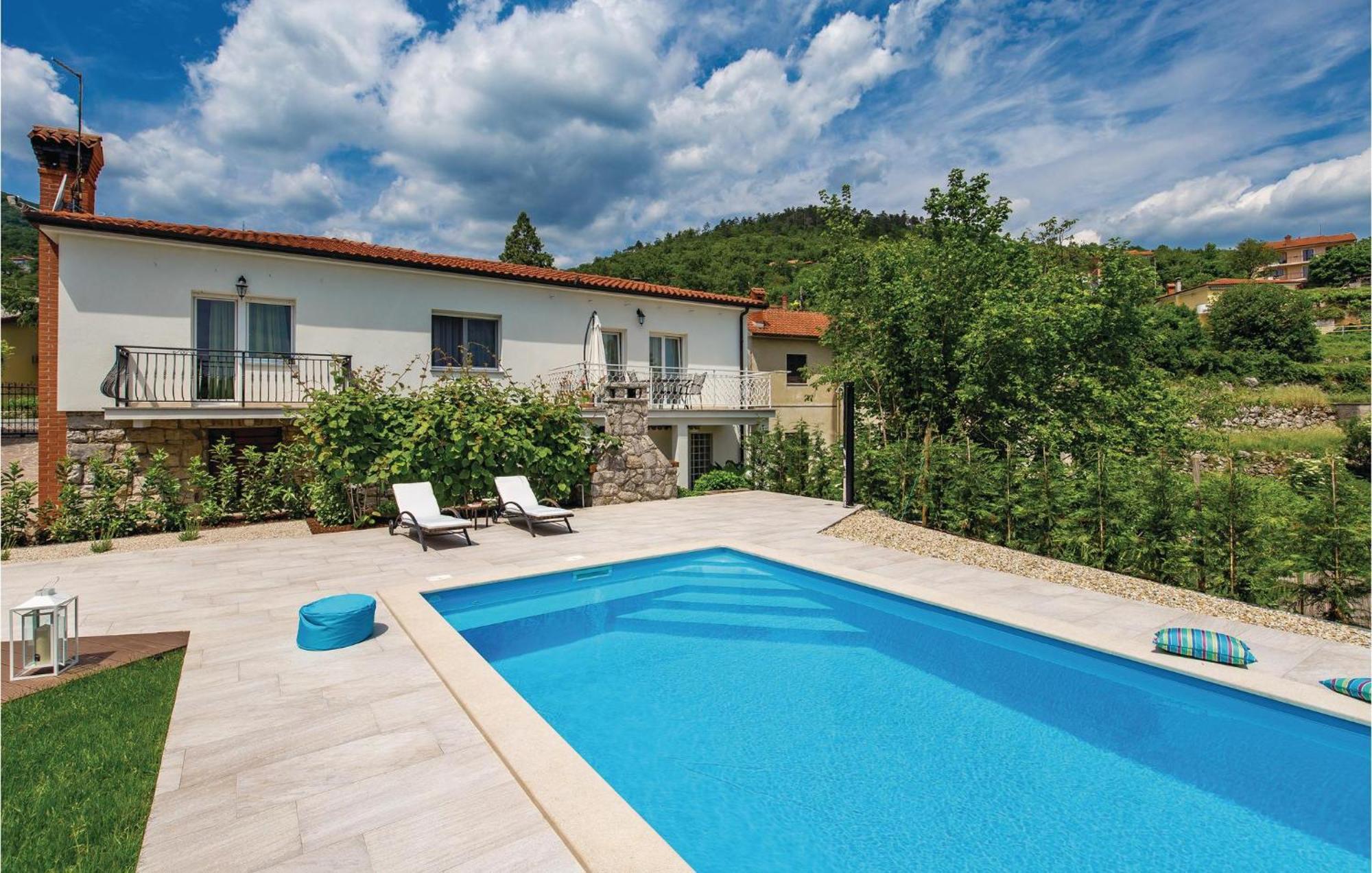 Lovely Home In Matulji With Outdoor Swimming Pool Buitenkant foto